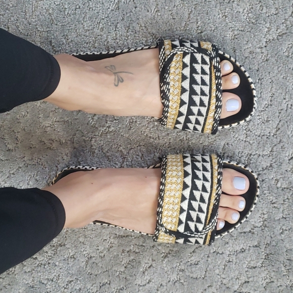 Dolce Vita Shoes - Dolce Vita boho sandals 7.5